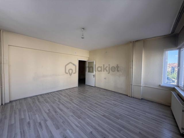 Dumlupınar Ambaryoluna Cepheli Kiralık 3+1 Fırsat Daire 5