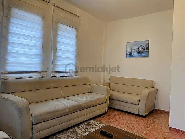 Taşyaka Avm Karşısı Ara Kat 1+1 Ayrı Mutfak Kiralık Eşyalı Daire 4