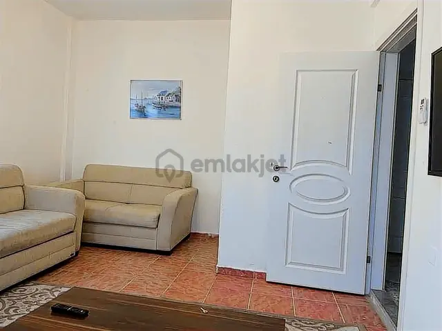 Taşyaka Avm Karşısı Ara Kat 1+1 Ayrı Mutfak Kiralık Eşyalı Daire 3