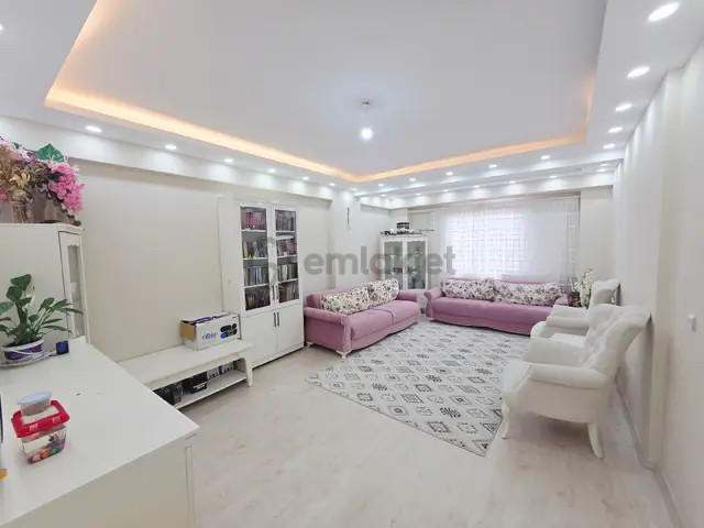 Karaköprü Seyrantepede Satılık Lüx Full 3+1 Daire 1