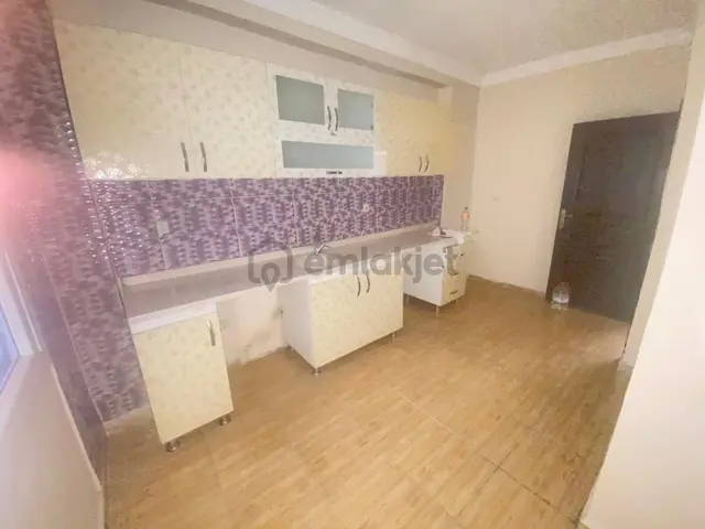 İmajdan Akdeniz Yeni Mah.de Tertemiz Bağımsız Mutfak Geniş 1+1 3