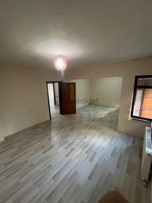 Kuzeykent Merkezinde Ayrı Mutfaklı 1+1 Müstakil Kiralık Daire 5