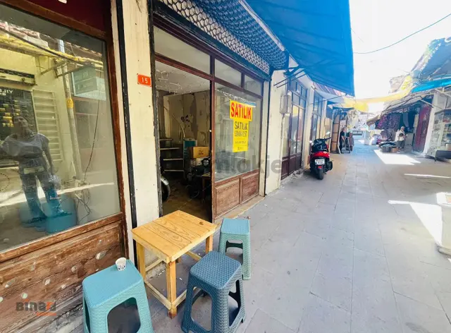 Bergama'nın Tarihi Çarşısında Satılık İş Yeri 4