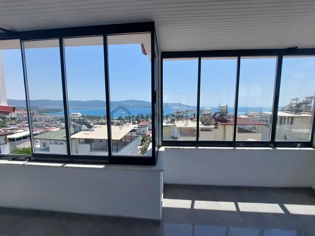 Denize 300m 3+1 Triblex Villa Otoparklı 3