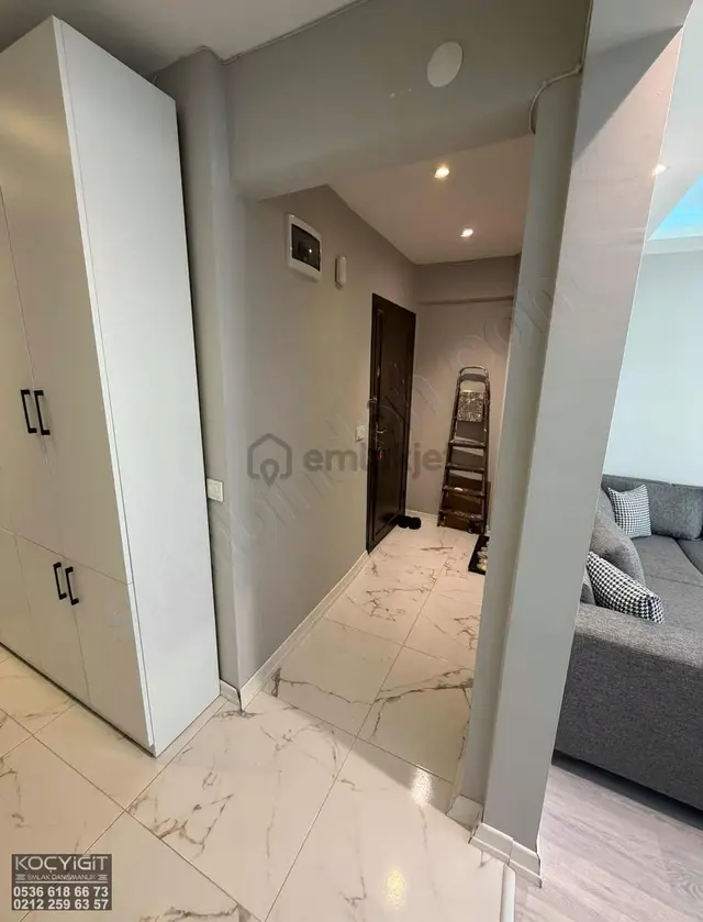 Ortaköyde Ana Caddeye 20 Mt Full Eşyali Çift Cepheli 1+1 Kiralık 2