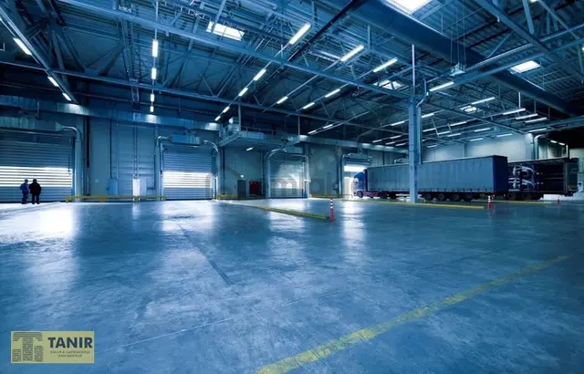 Hadımköyde Tek Kat: 16.250 M2 Kapalı Açık:3.149 H:12.5/ Rampa:12