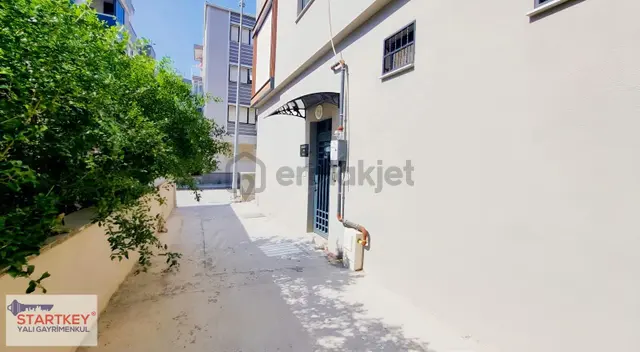 Buca Hürriyet Mah. Eşyalı Doğalgazlı Klimalı 1+1 Kiralık Daire 3