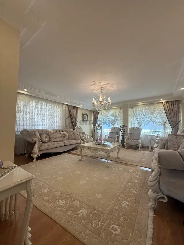 Bursa Nilüfer Üçevler’de Satılık 550 M² Müstakil Bina 2