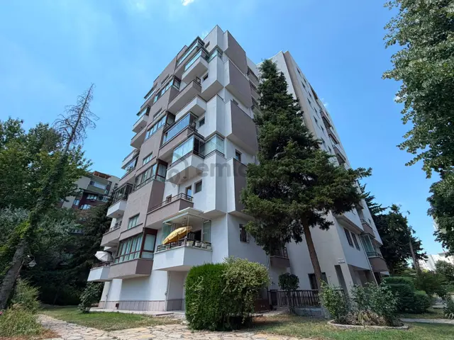 Ümitköy Mutlukent'te Geniş, Ferah 4+1 Kiralık Daire 1