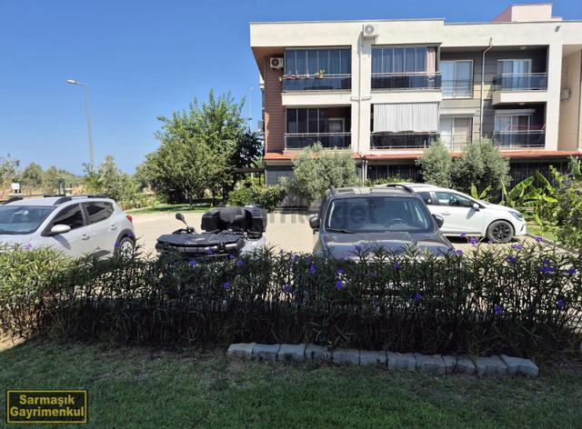 Davutlar'ın En Güzel Sitesinde Havuzlu Satılık 1+1 Daire 4