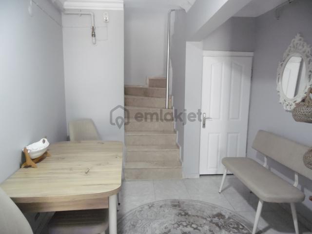 Buca İnkılap Mahallesinde Satılık 3+1 Dubleks Daire 5