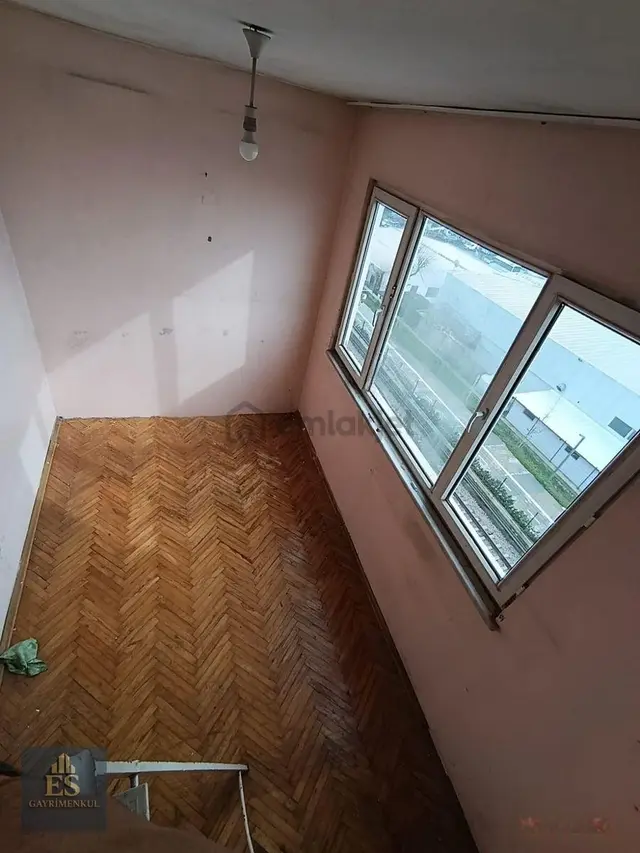 Es Gayrimenkul Langa Da Satılık Daire