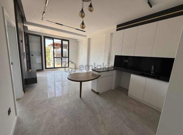 Denizli Bereketler Mahallesi'nde 1 + 1 Kiralık Lüks Apart 5