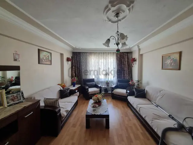 Tokdemir Gayrimenkulden Hamidiyede Masrafsız Satılık 2+1 Daire 2