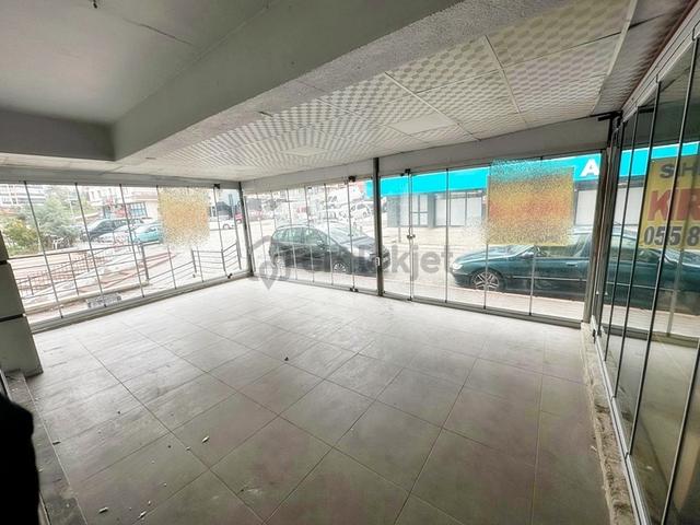Sancaktepe Salı Pazarı Yakını Merkezi Konum-masrafsız Dükkan 4