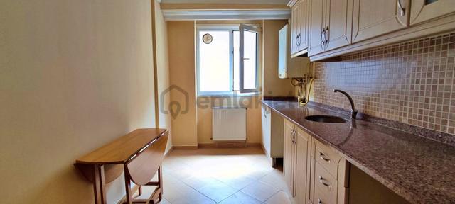 Mecidiyeköy'de Satılık 3+1 Dubleks Daire Asansörlü Otoparklı 4