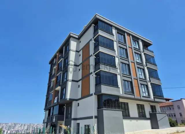 Şehir Hastanesi Yakını Sıfır Önü Açık Kiralık 1+1 1