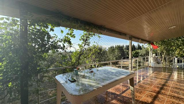 Gömeç'te 2800m2 Asfalt Yola Cephe Çiftlik Evi 2