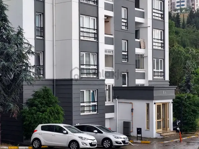 Bozdemir'den Kent 1 Sitesinde E Bloklarda 2+1 Kiralık Daire 2
