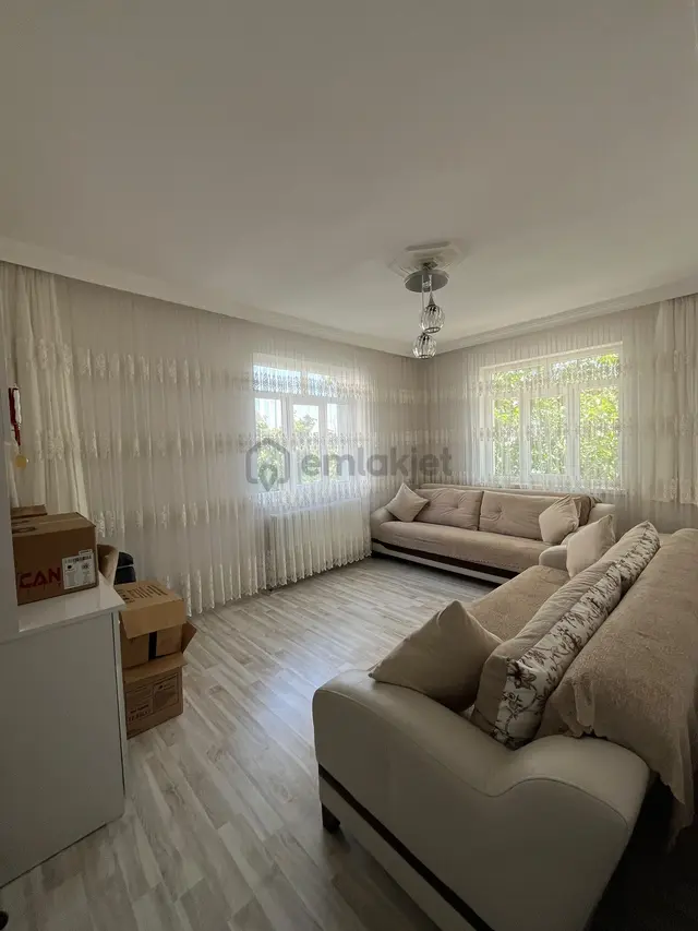 Ulukent Mahallesinde 3+1 Masrafsız Ara Kat Daire 4