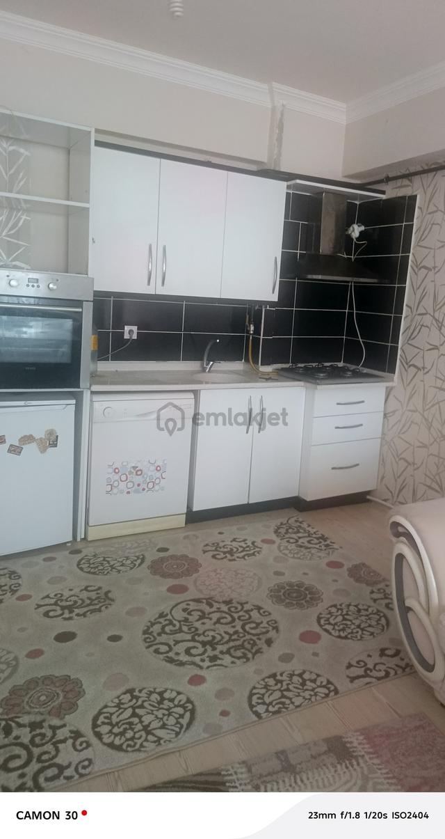 Eğitim Fakültesine Yürüme Mesafesinde Satılık 1+1 Daire 4