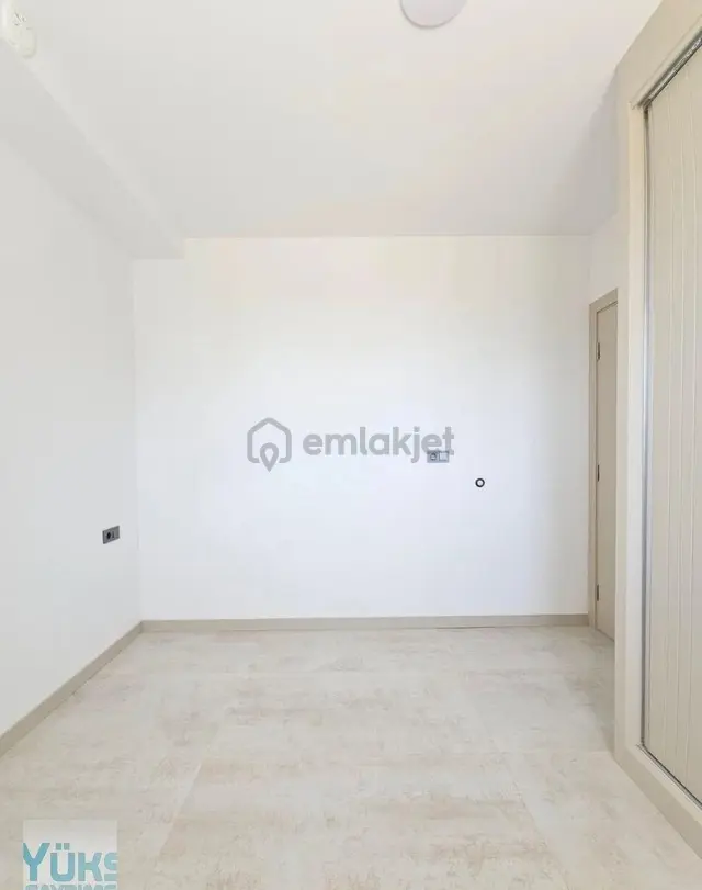 Denizli Selçukbey Mahallesinde 2+1 Önü Yeşil Alan Satılık Daire 3