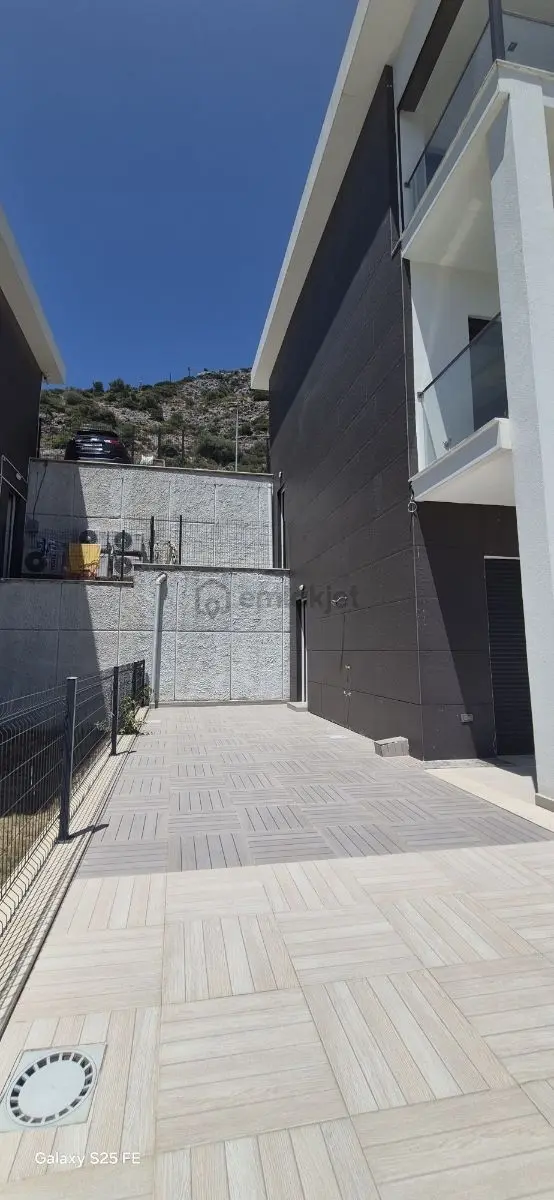 Harika Manzaralı Özel Havuzlu Lüx Villa 3