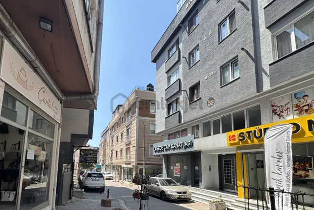 Ümraniye Namık Kemal Mahallesi Satılık 6+2 Geniş Dubleks 5