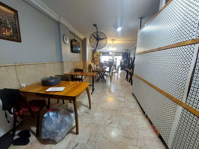 Gaziosmanpaşa Küçükköy Geleri Cadesi De Acıl Satılık Dükkan 350 M2 3