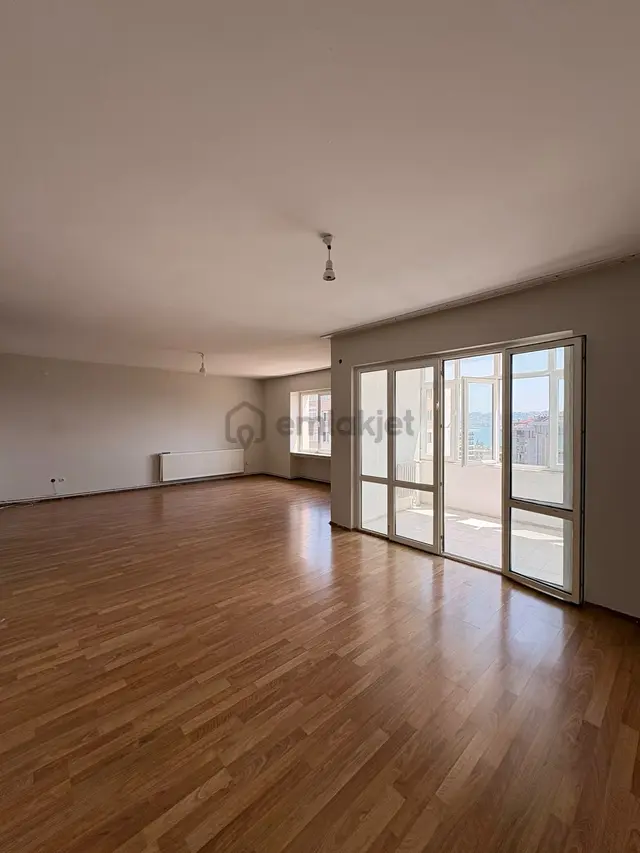 Büyükçekmece Mimarobada Butik Site İçinde 3+1 Kiralık Daire 1