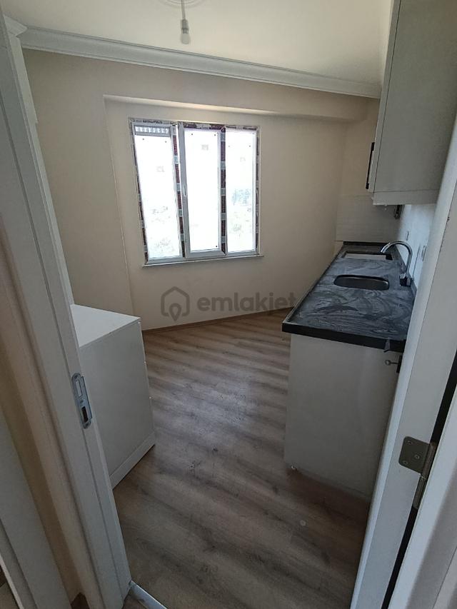 Katılım Ve Krediye Uygun Arnavutköy Nenehatun Sitede Satılık 2+1 Ara Kat Daire 5