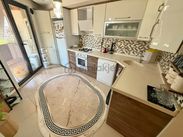 Yüksel'den Kadıköy'de Novada'ya 200mt-kapalı Mutfaklı 2+1 Daire 2