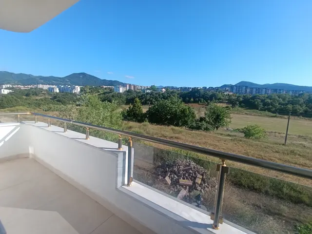 Başiskele Paşadağda 2+1 Kısmi Eşyalı Kiralık 120 M² Daire 1