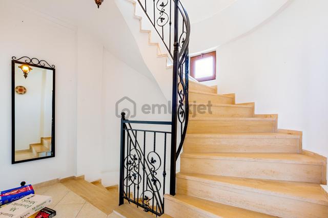 Kalkan Kızıltaşta Panoramik Deniz Manzaralı Özel Villa 5