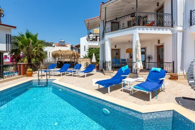 Kalkan Kızıltaşta Panoramik Deniz Manzaralı Özel Villa 3