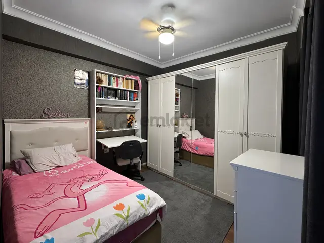 Smyrna Meydanı Yakını 4+1 Çatı Dubleks Kiralık Daire 2