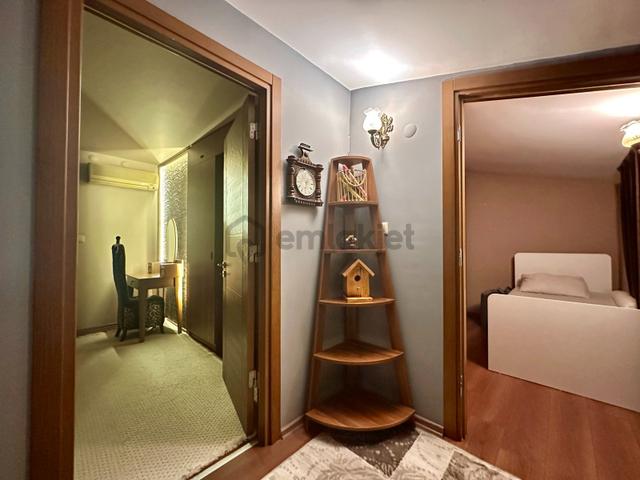 Smyrna Meydanı Yakını 4+1 Çatı Dubleks Kiralık Daire 5