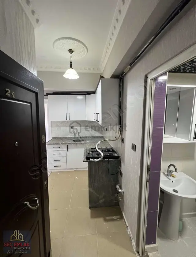 Seç Emlak'tan Defa Life Hastanesi Arkası 2+0 Satılık Daire 3
