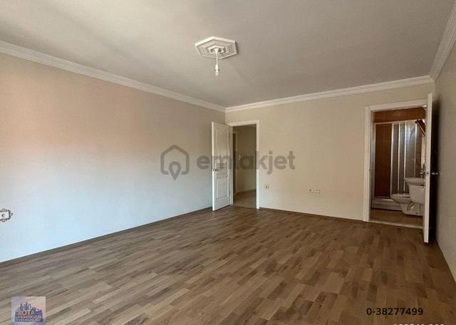 Gölcük Merkez Manzaralı Geniş 3+1 Teraslı Daire 160 M2 2