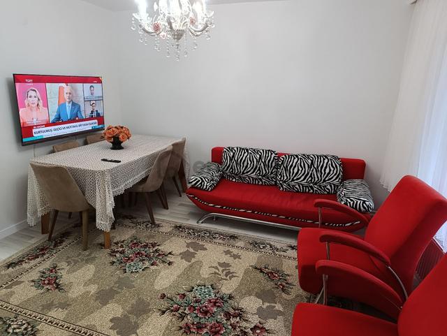 3+1 Kombili Mobilyalı Bakımlı Temiz Ferah Giriş Kat 4