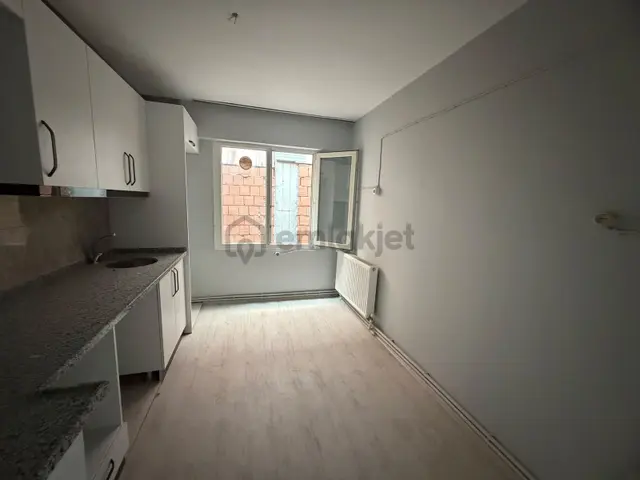 Erz'den Ragıpbey Mahallesi'nde Prestijli Lokasyonda 3+1 Daire 3
