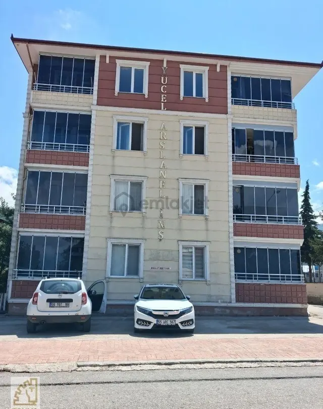 Truva/ahmetten Ladik Yüzncü Yıl İlkoklu Yanında Kiralk 3+1 Daire 3