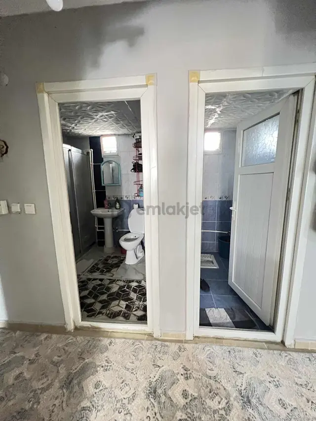 Bağcılar Kemalpaşada Muhteşem Konumda Krediye Uygun Satılık 2+1 4