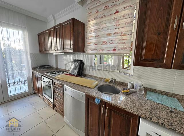 Fethiye Gayrimenkulden Cumhuriyet İlkokulu Yanı Kiralık Daire 4