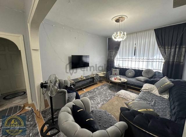 Beyoğlu Hacıahmet Mahallesi'nde 2+1 75 M² 1. Kat Satılık Daire 5