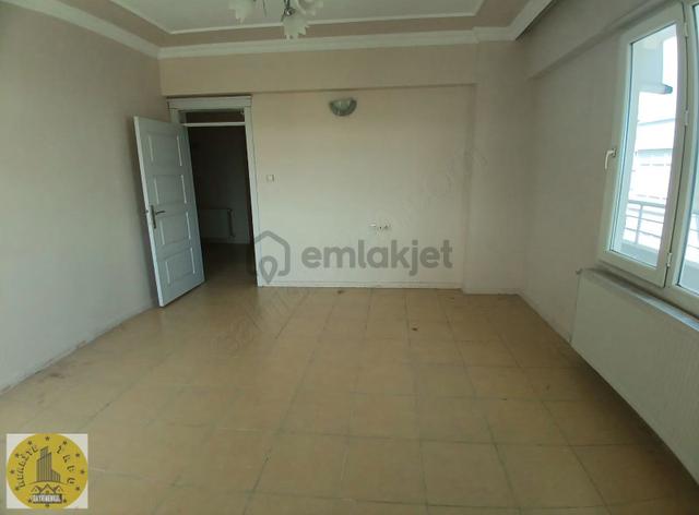 Realite Tapu Dan 35 Metre Cadde Üzeri Sitede 3+1 5