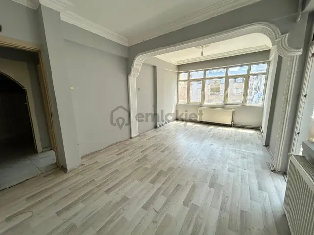 Doğan Emlak Group’tan İlkadım Rasathane 2+1 3.kat Kiralık 4