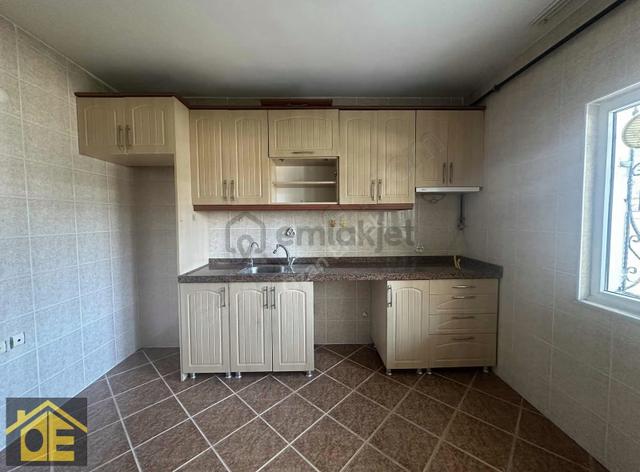 Ozan'dan Avcılar Sitelerde 3+1 Genç Binada Daire 4