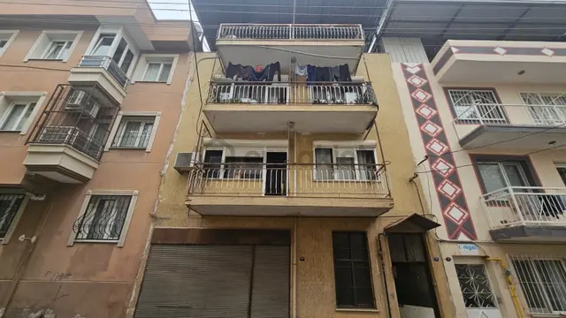 Çay Mahallesinde Yatırım Değeri Yüksek Satılık 3 Katlı Bina 1