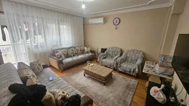 Çay Mahallesinde Yatırım Değeri Yüksek Satılık 3 Katlı Bina 2